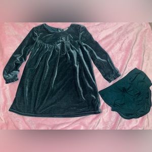 Velvet dress with sweet bow